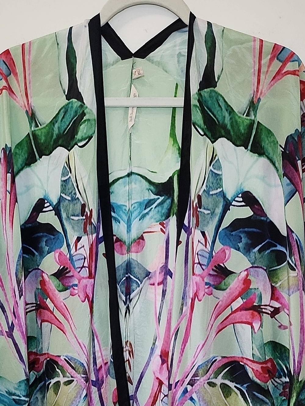 Soft Surroundings Emerald Isle silk topper tropical-themed open-front kimono S/M - Picture 9 of 16